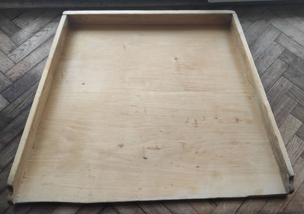 Duża drewniana stolnica