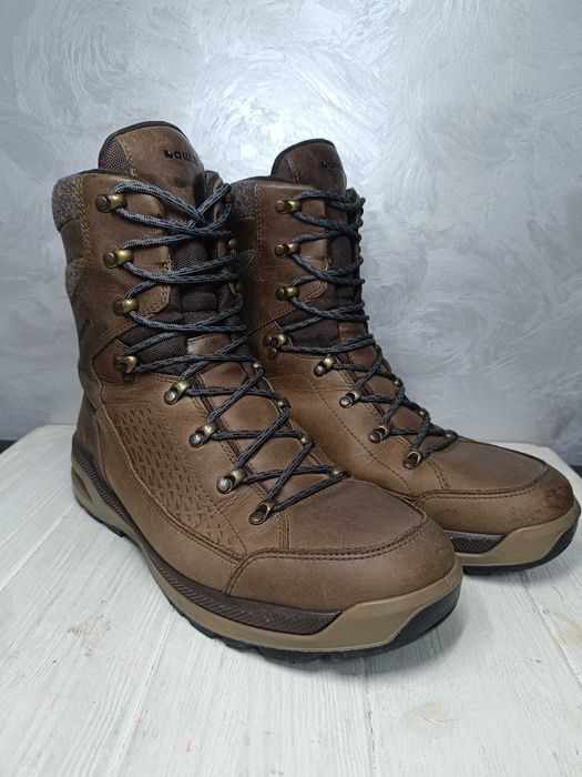 - Lowa Renegade Evo Ice Gore-Tex