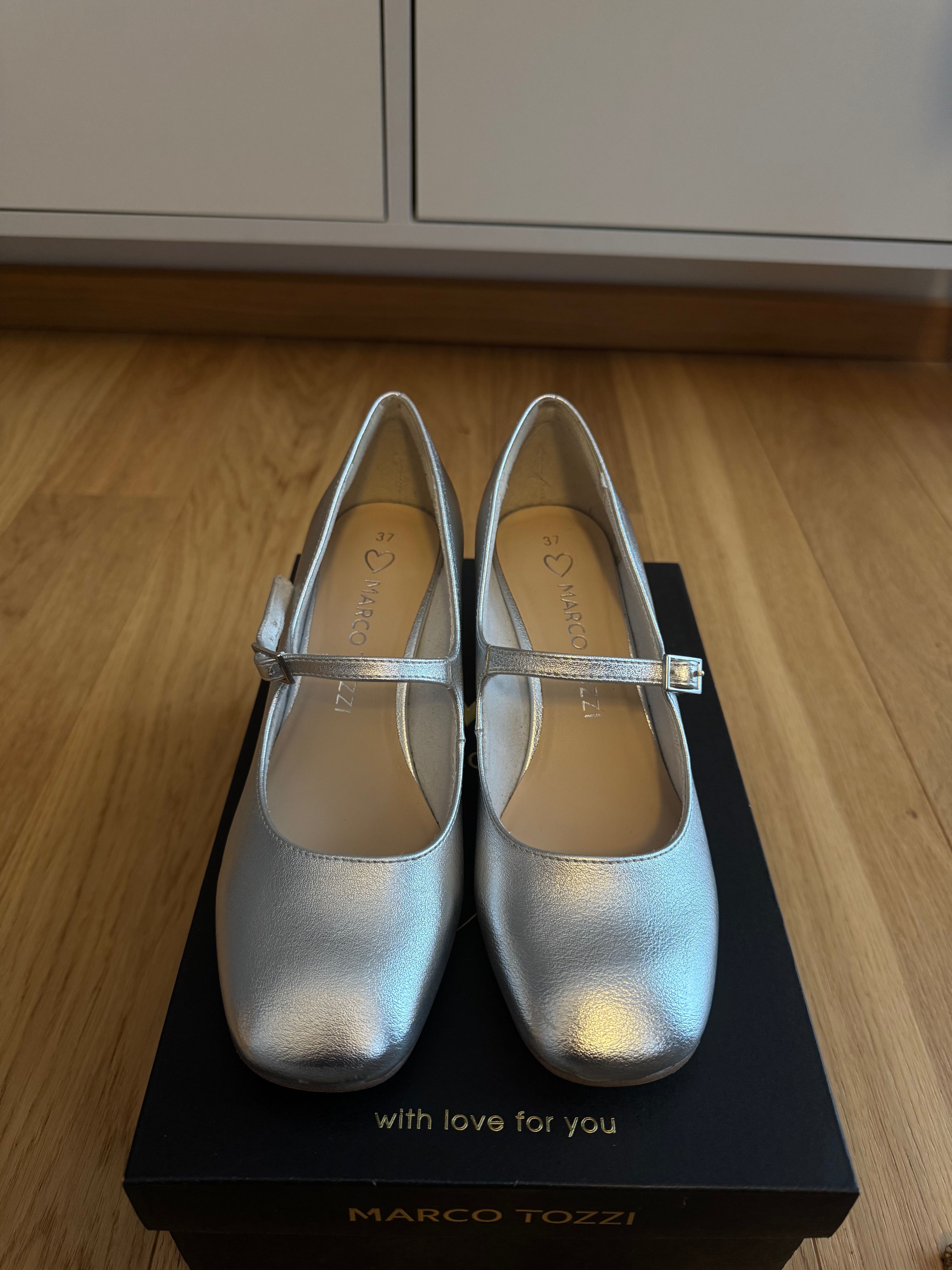 Buty ślubne srebrne na obcasie Marco Tozzi, r. 37