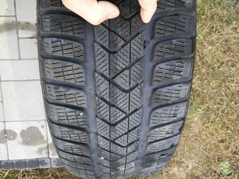 Opony zimowe BMW rozmiar 19