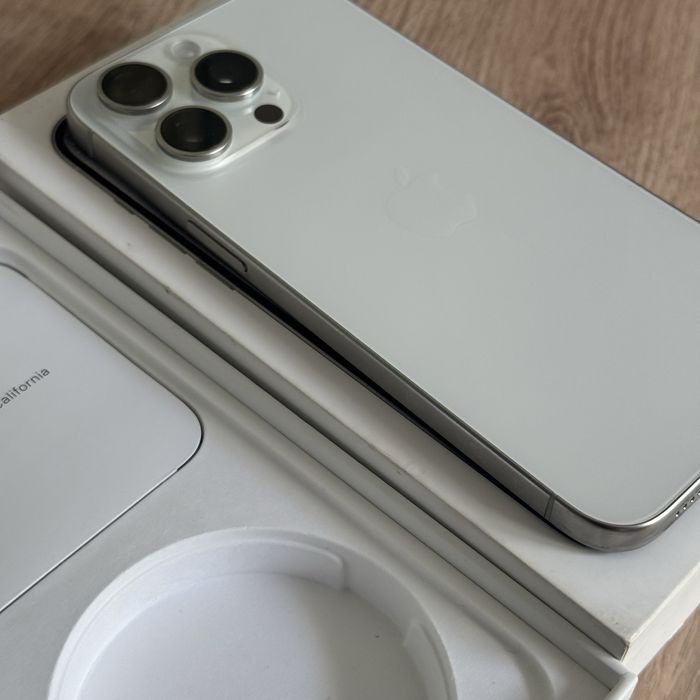 Apple iphone 15 pro max 256 Донор