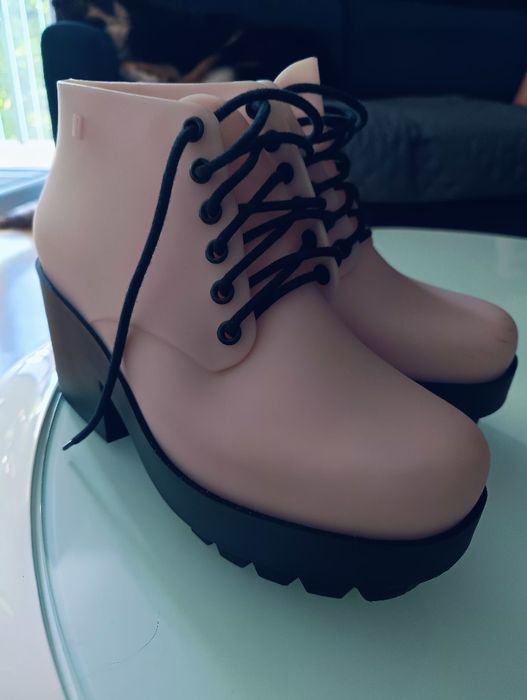 Buty Melissa do kostki.