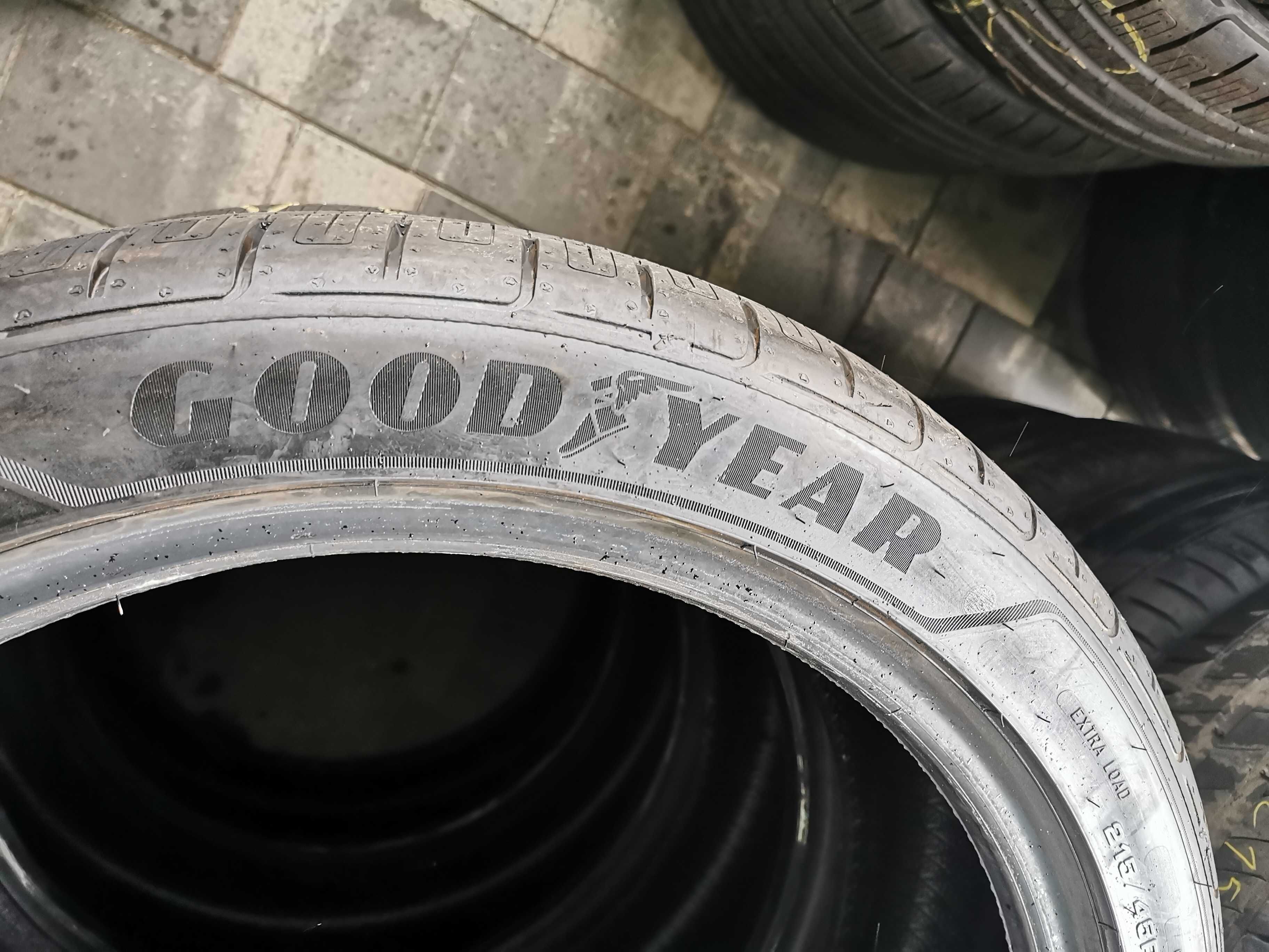 DEMO 2023r Goodyear Efficientgrip Performance 215/45r20 95T N8492