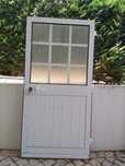 Porta branca em PVC