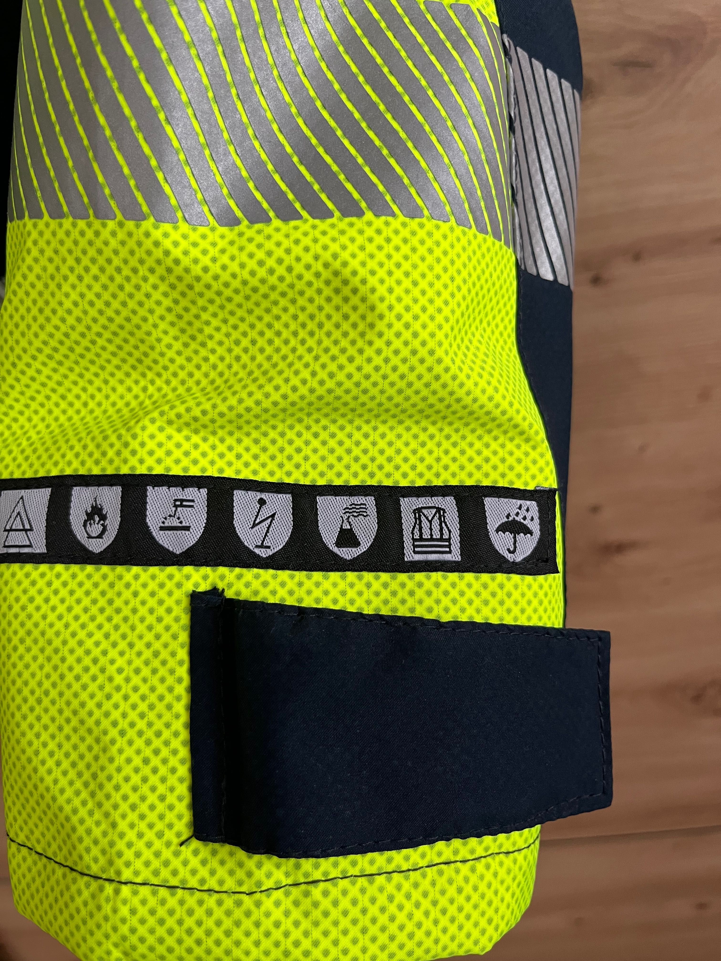Kurtka odblaskowa Fristads Flamestat klasa 3 4095 GXE GORE-TEX PYRAD