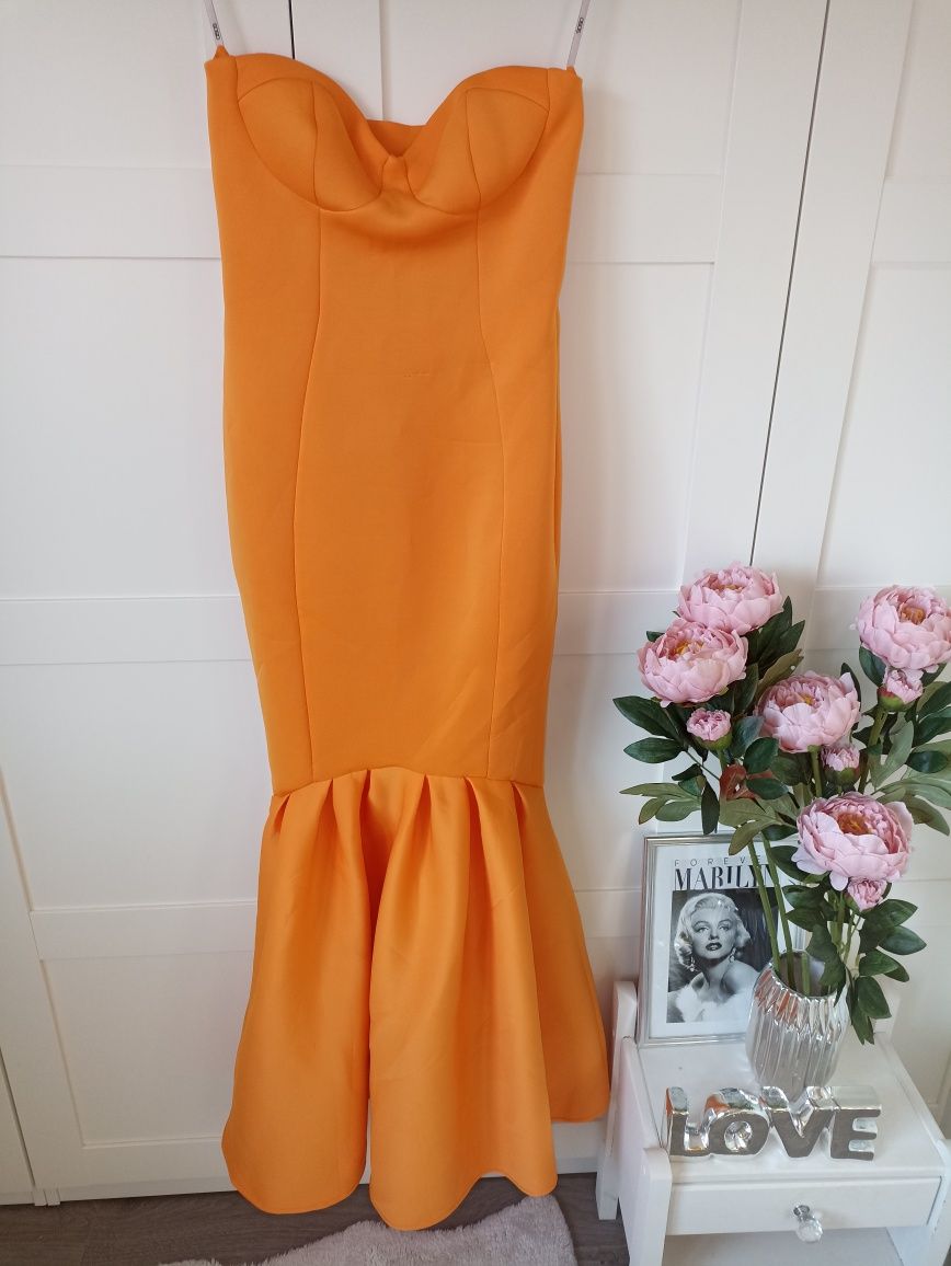 Asos Nowa sukienka piankowa syrenka z wycięciem na plecach R.40