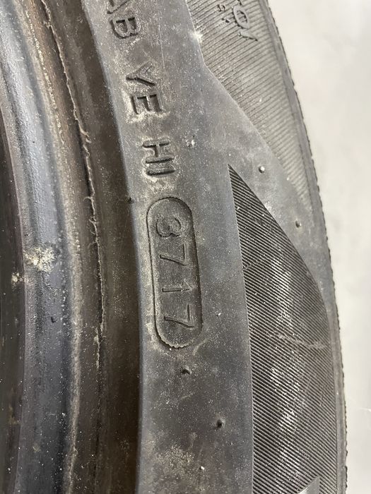 Літня гума R17 225/50