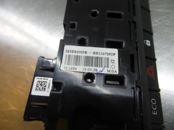 Botão / interruptor 4 piscas RENAULT Clio V (BF_)