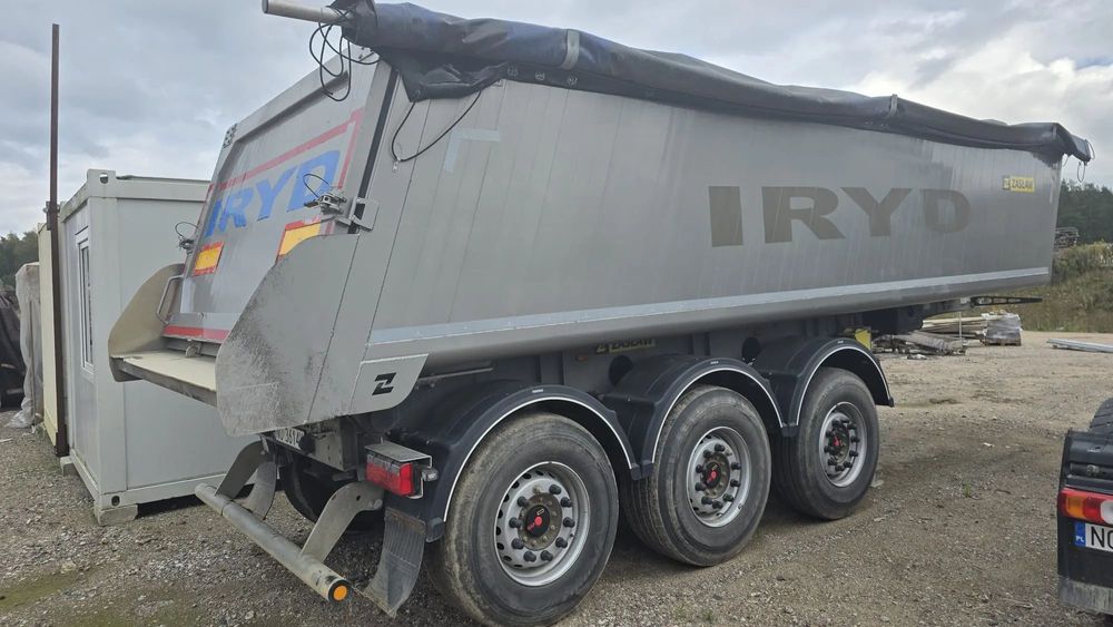 Zaslaw D-653A  Zaslaw D-653A / WYWROTKA ALUMINIOWA / 25 m3 / 2021 ROK /