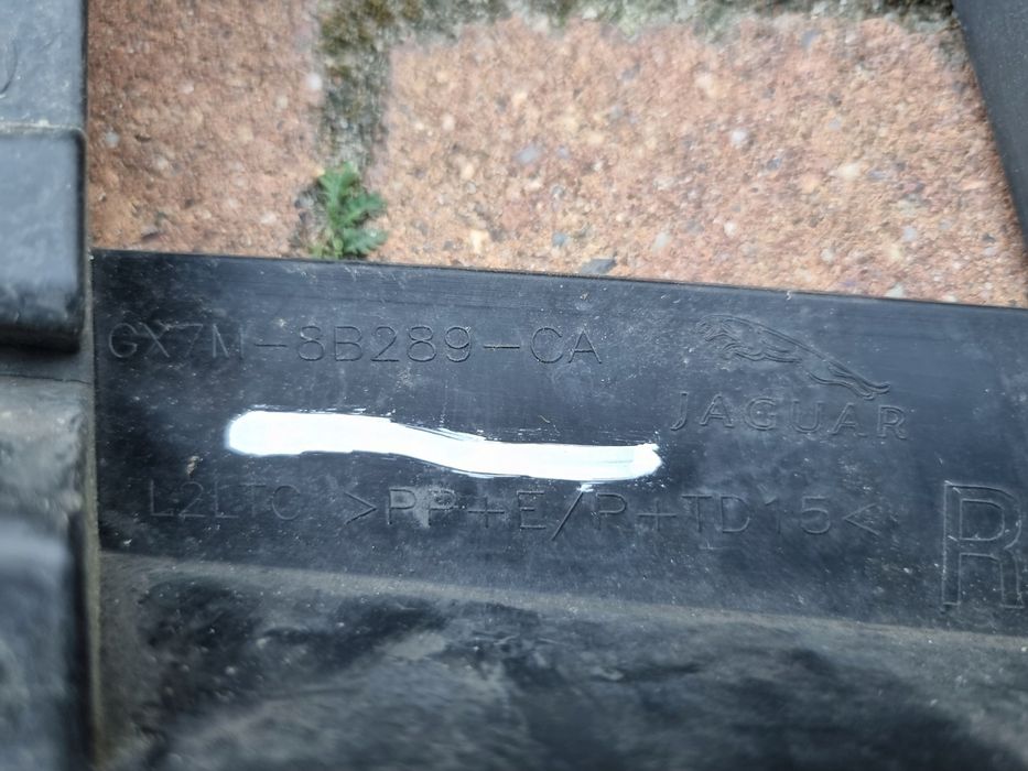 Jaguar xe x760 sport 15  prawa kratka w zderzak gx7m 8b289 ca