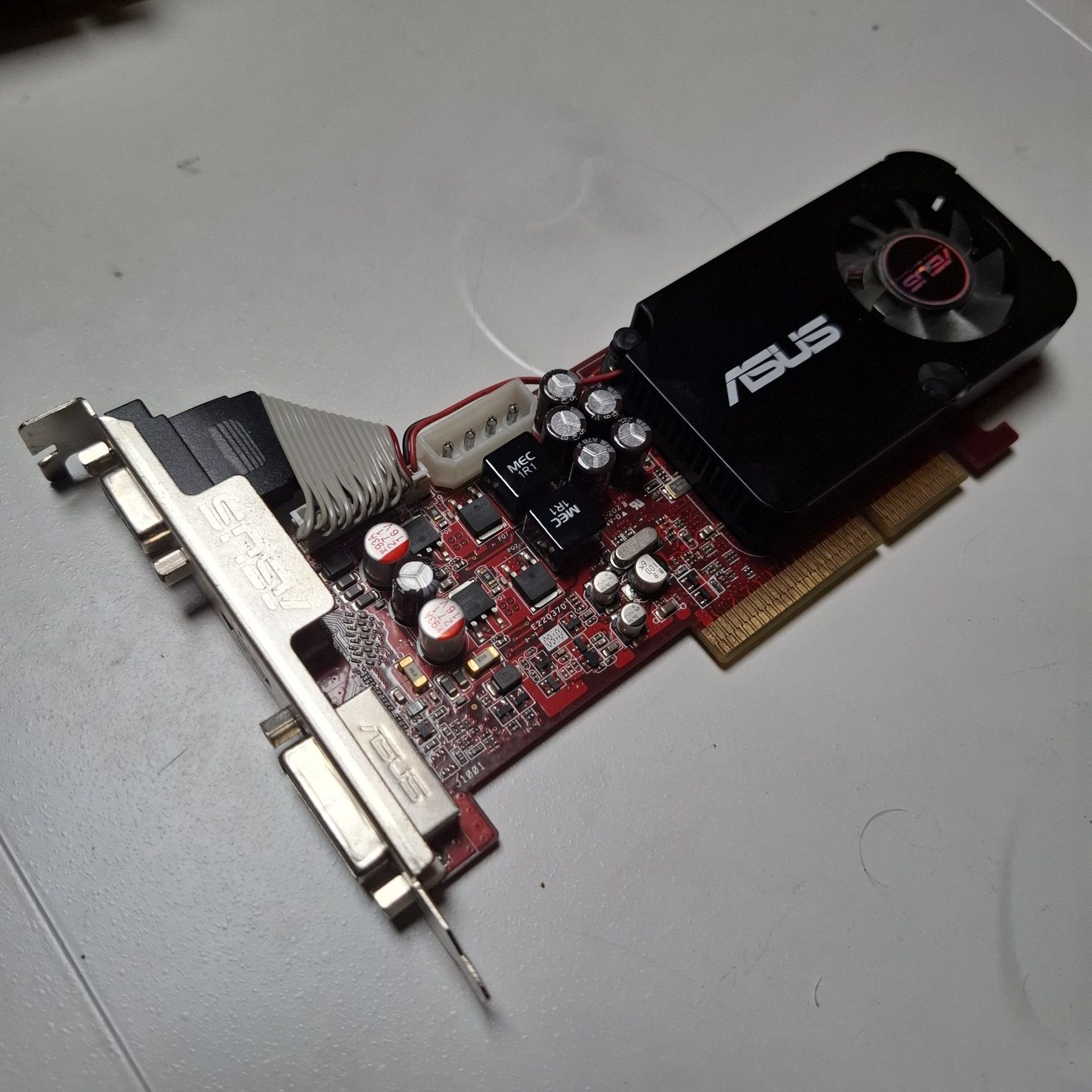 ASUS AH3450 Radeon HD3450, 512MB DDR2 AGP