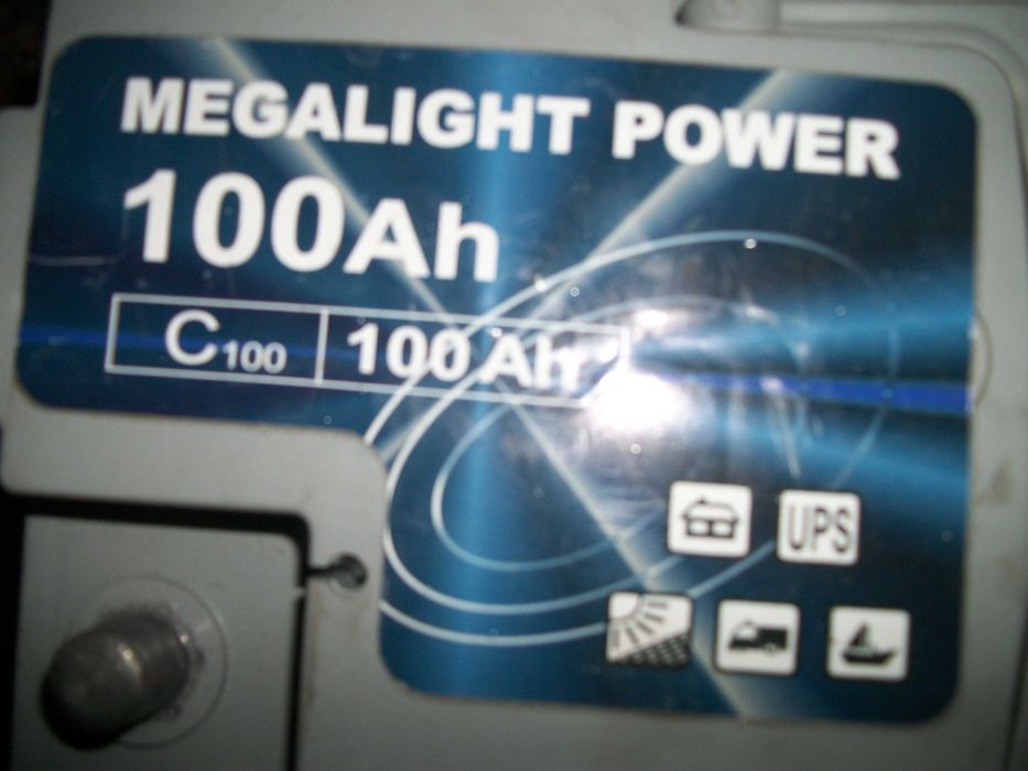 инвертор  аккумулятором (без АКБ (аккумулятор 100 AGM