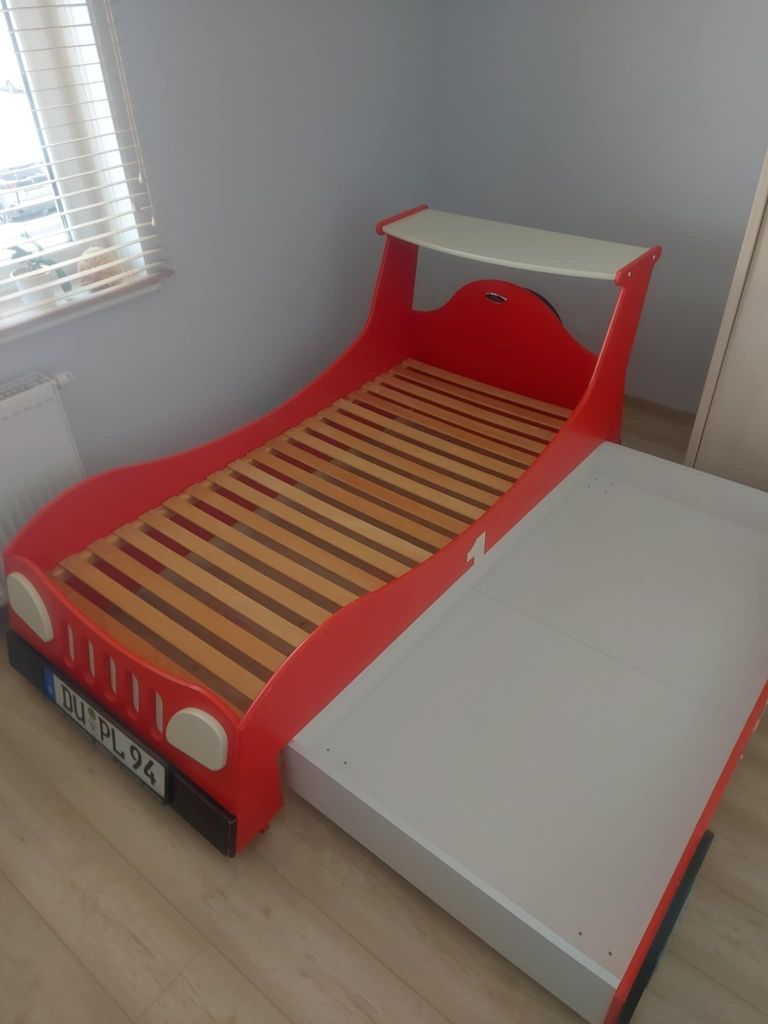 Łóżko dziecięce samochód z szufladą Baby Best + materac