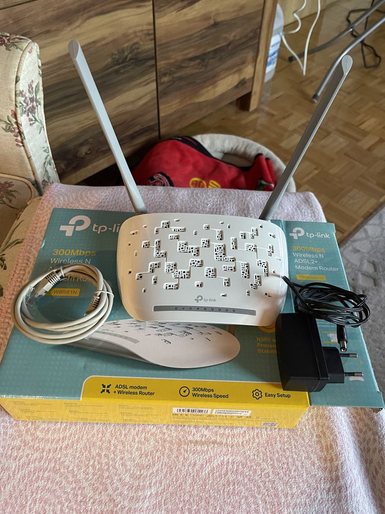Router TP-LINK W8961N