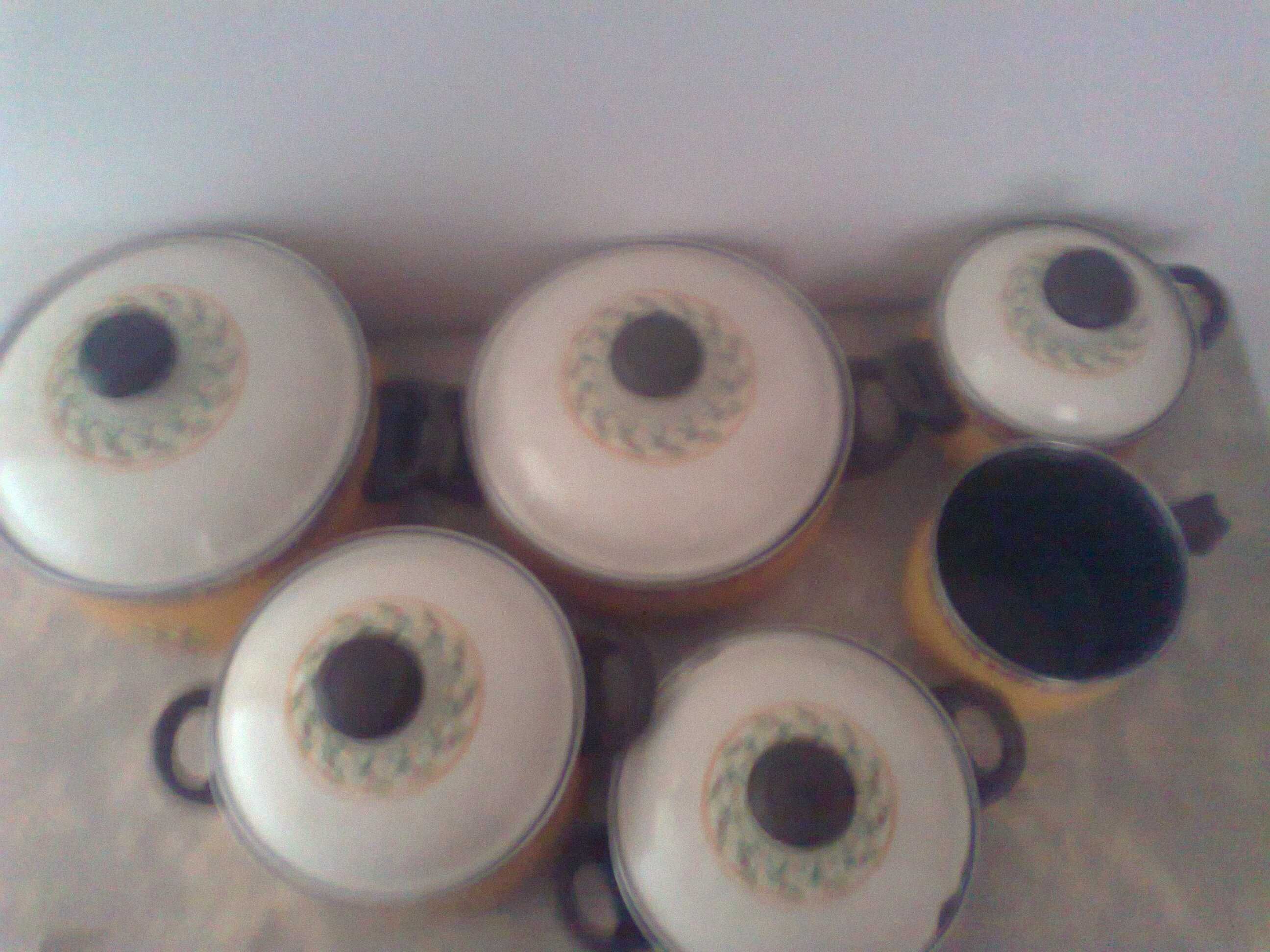 conjunto de panelas e tachos