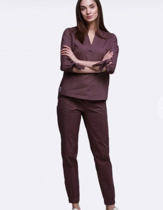 Новий хірургічний костюм in white