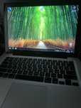 Ноутбук Apple MacBook Pro 13” 2010 + фірмова зарядка MagSafe