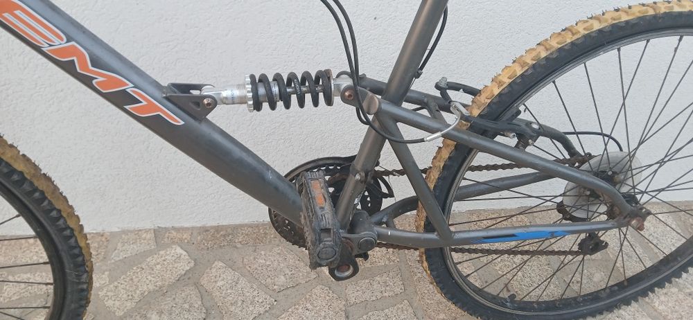 Bicicleta MTB EMT