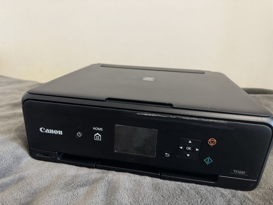 Кольоровий принтер canon TS5040
