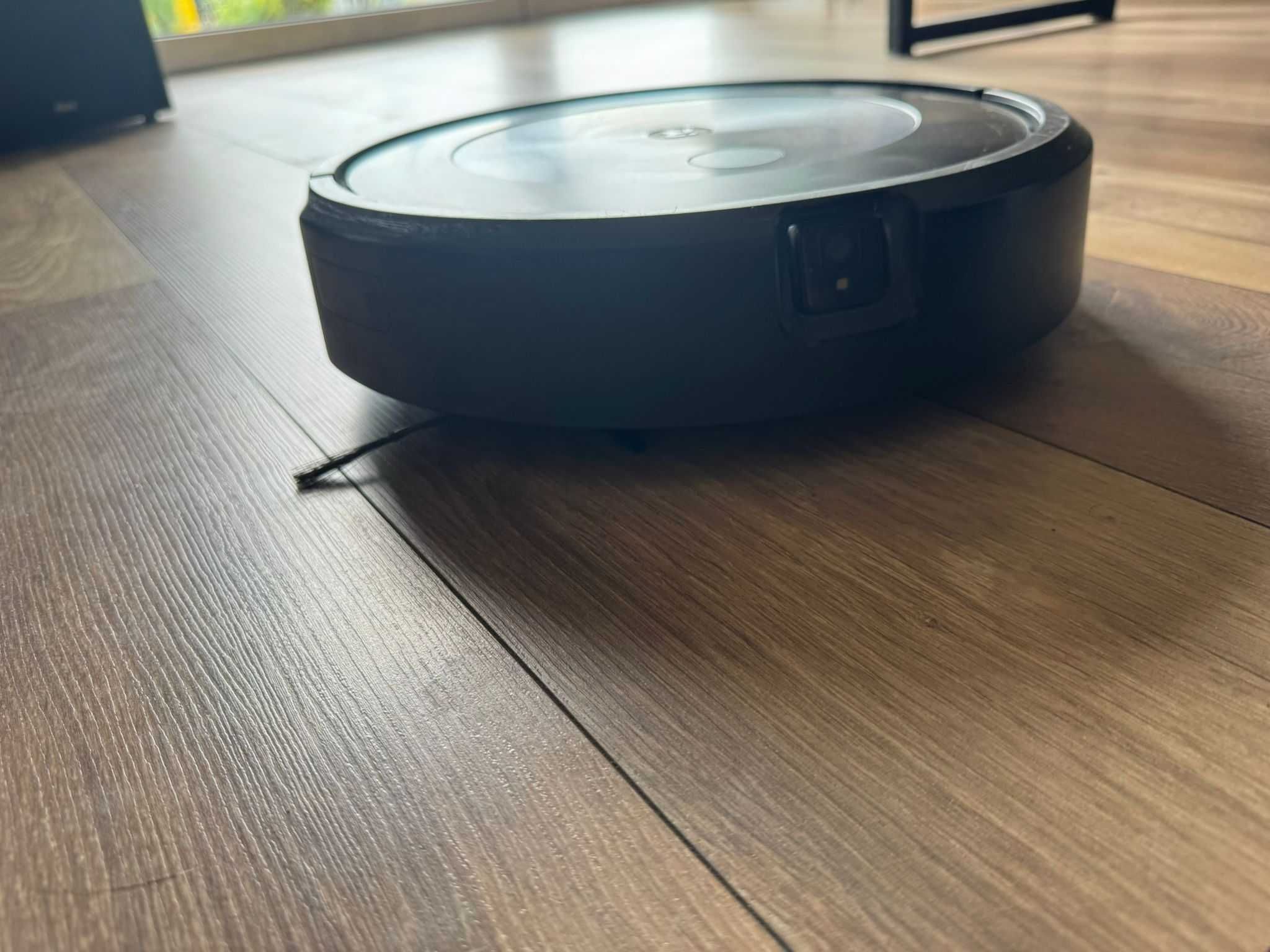 iRobot Roomba j7+