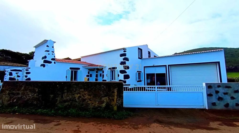 Excelente moradia T3 pronta a habitar na ilha Graciosa