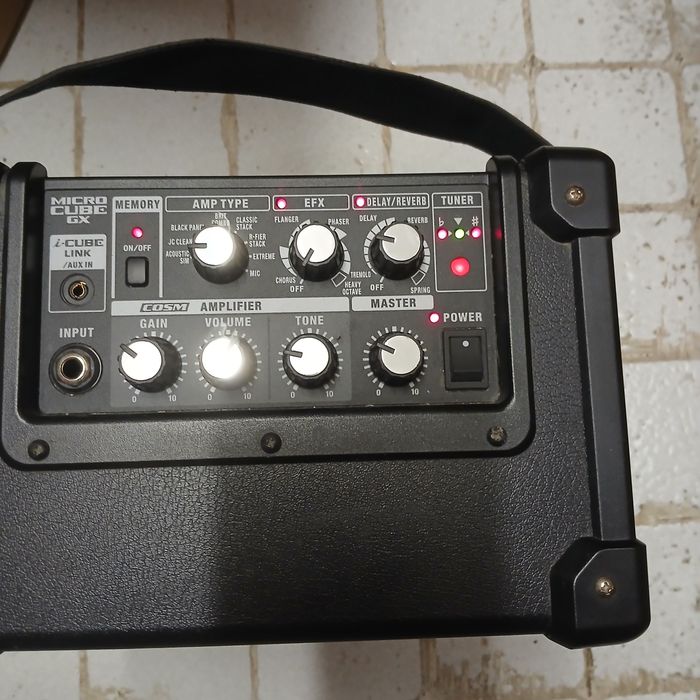 Комбік гітарний Roland micro Cube gx
