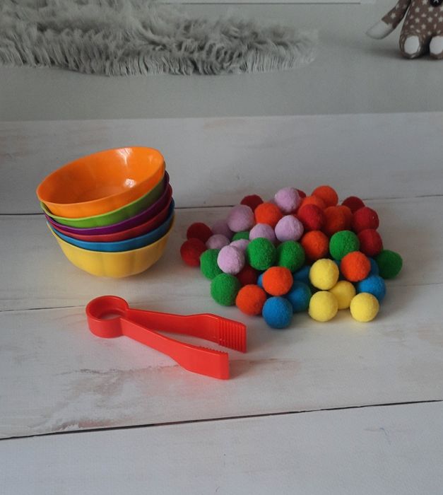 Набір сортер монтесорі, помпони, 18 м+