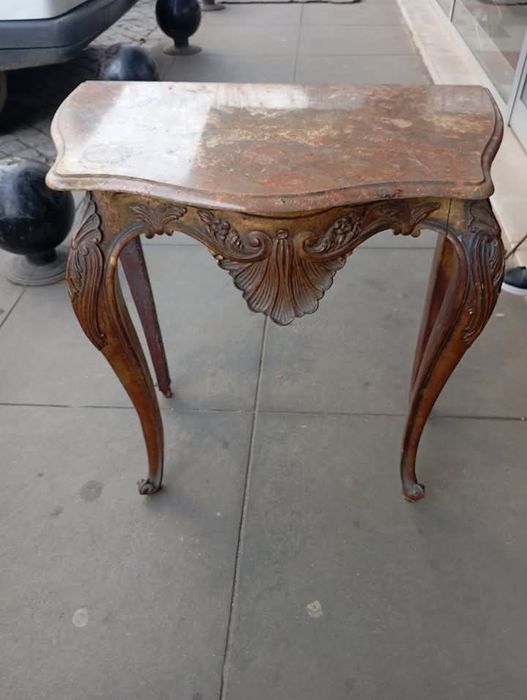 Vendo esta peça muita bonita bom estado