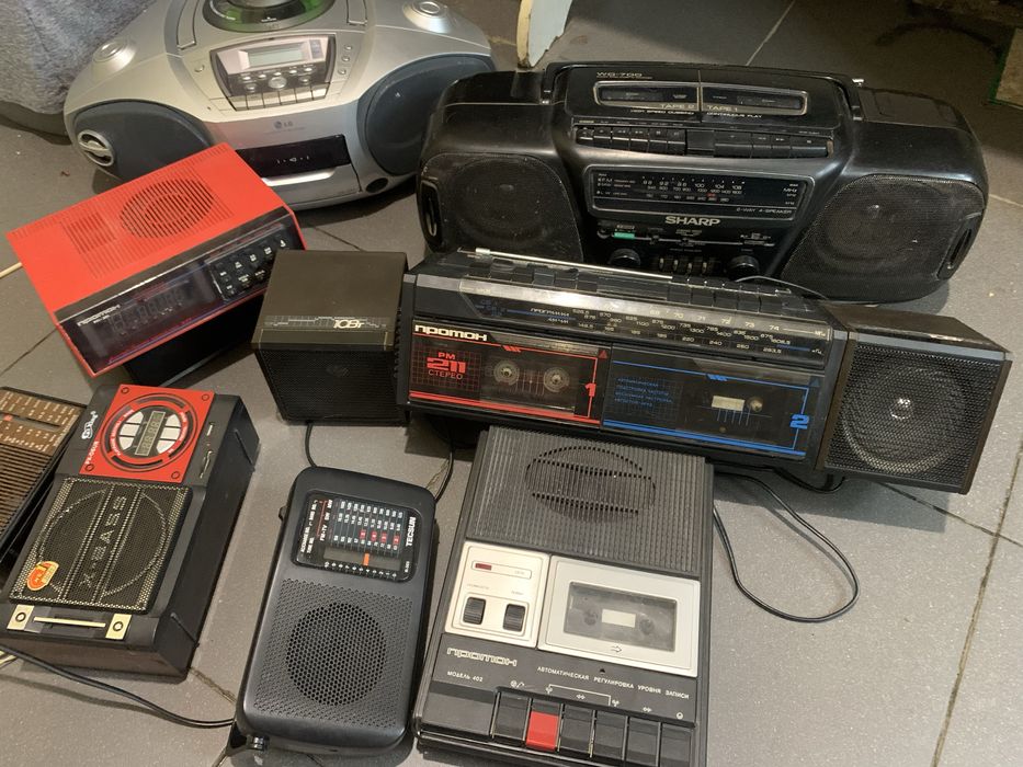 Магнитофон шарп !