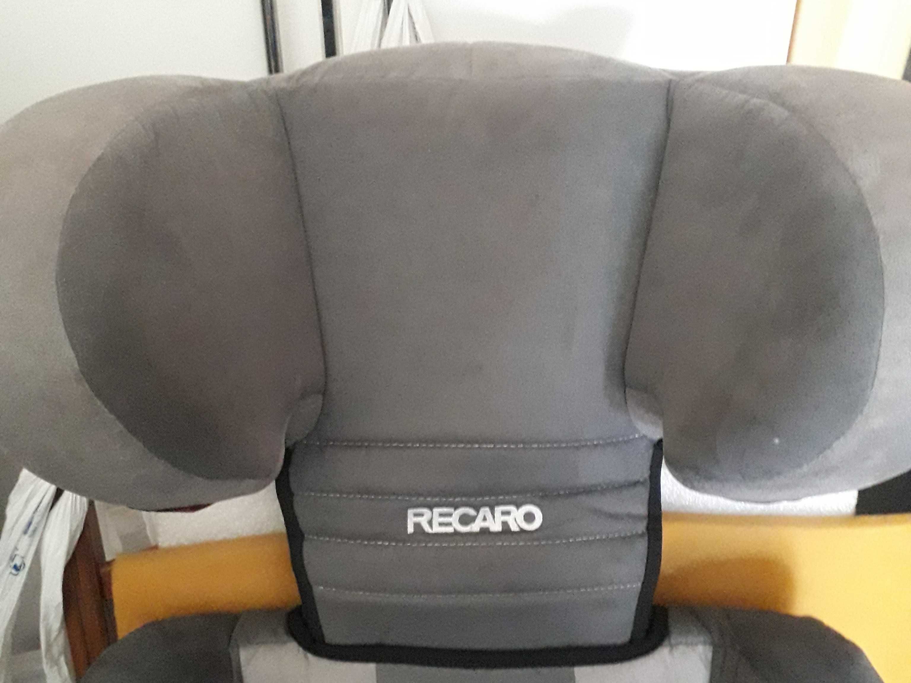 Вживане автокресло Recaro Milano сiрого кольору вiд 3-12 рокiв