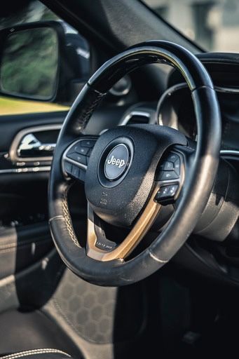Jeep Grand Cherokee Oberland 3.6 V6 2014