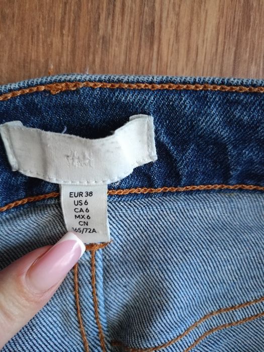 Jeansy H&M w rozmiarze 38