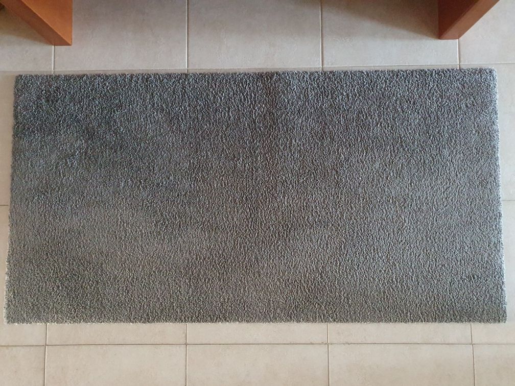 Tapete cinza escuro 60x115cm