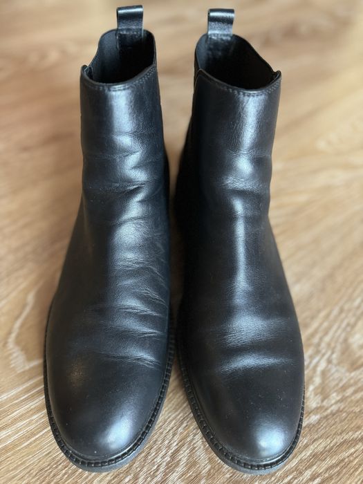 Ботинки жіночі шкіряні в ідеальному стані