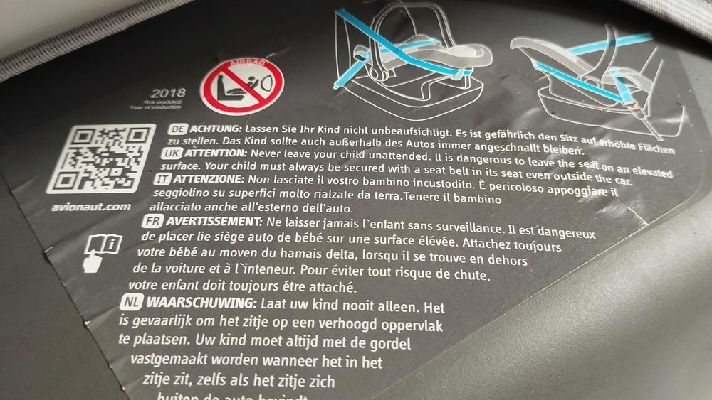 Okazja Fotelik dla niemowlaka Avionaut 0-13 kg z daszkiem bez bazy