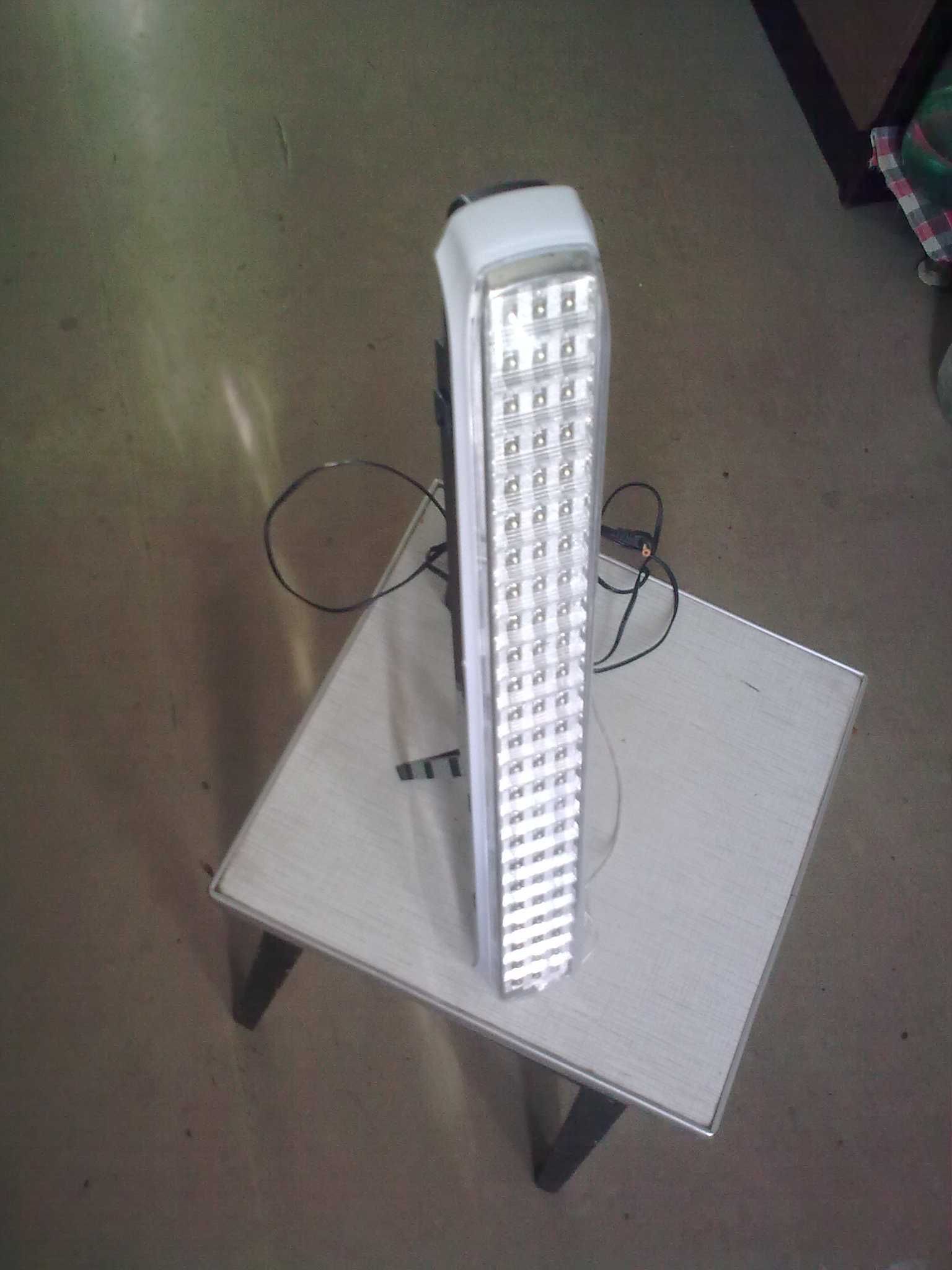 Автономная LED лампа светильник, 72 диода