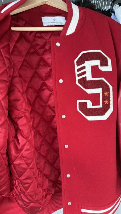 Теплий бомбер на підкладці