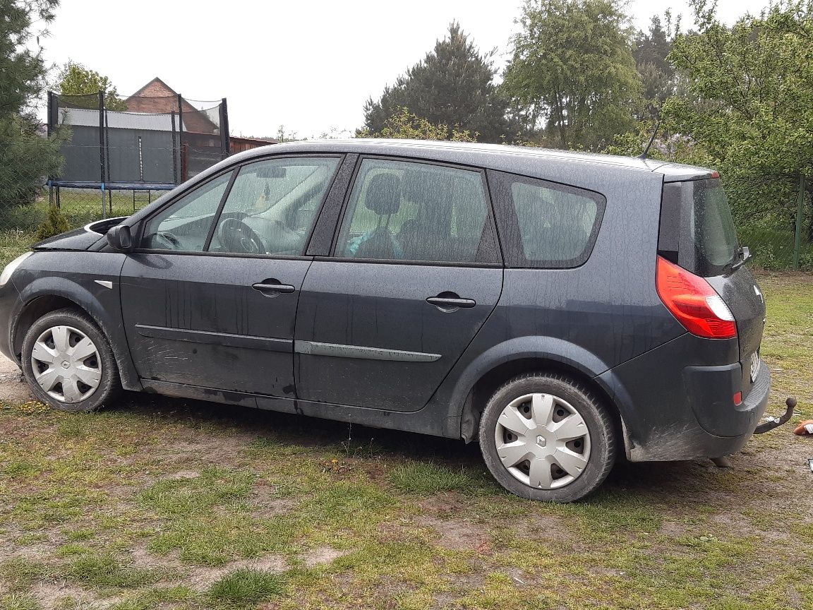 Renault Grande Scenic 2