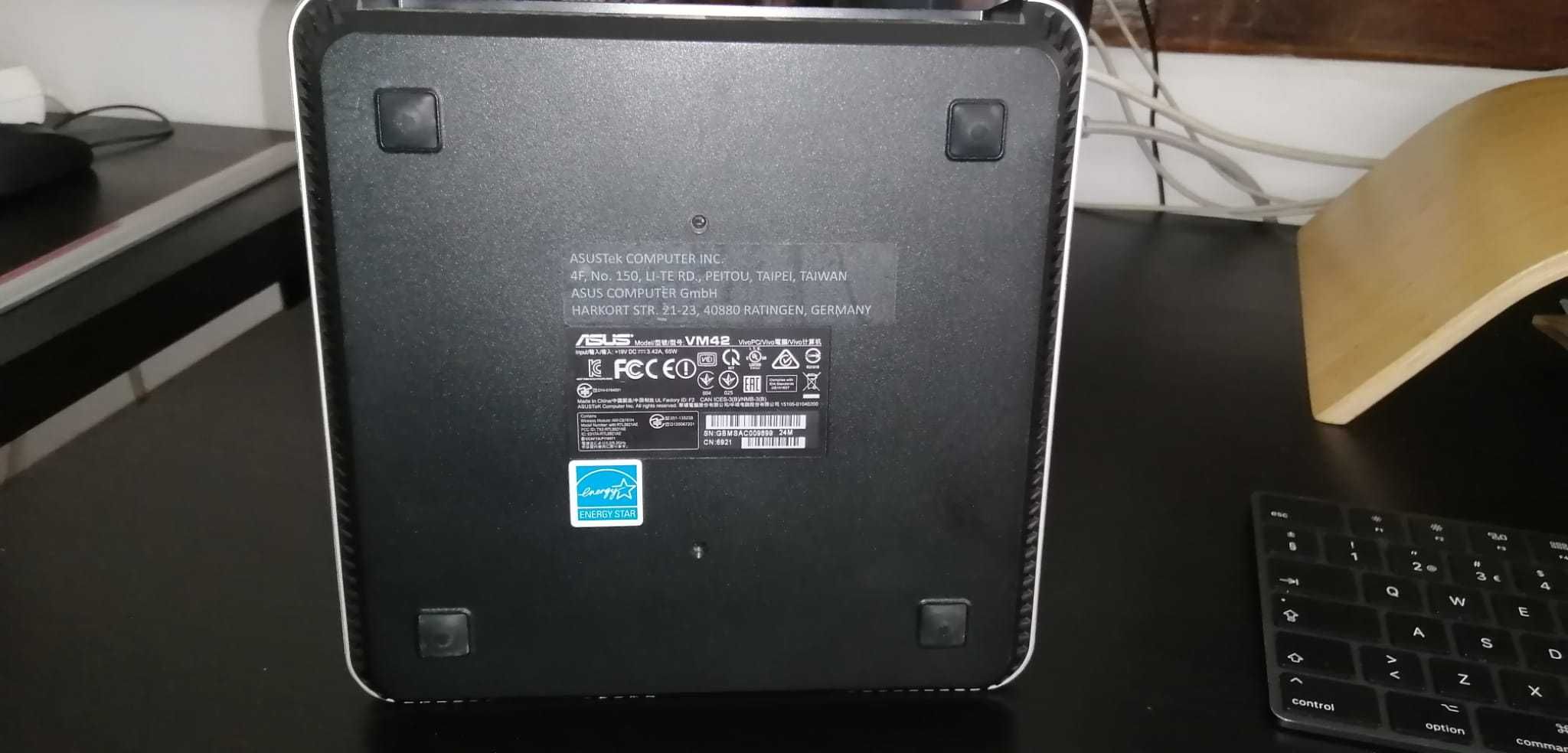 Computador AsusVivoPC SonicMaster VM42