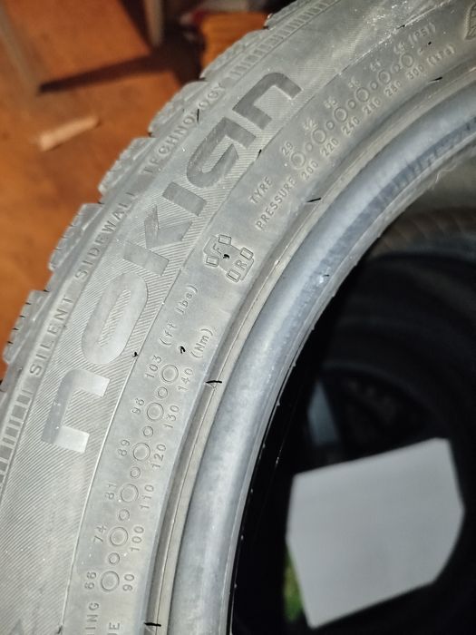 Пара шин нокіан225/45/R17 протектор4-5 мм