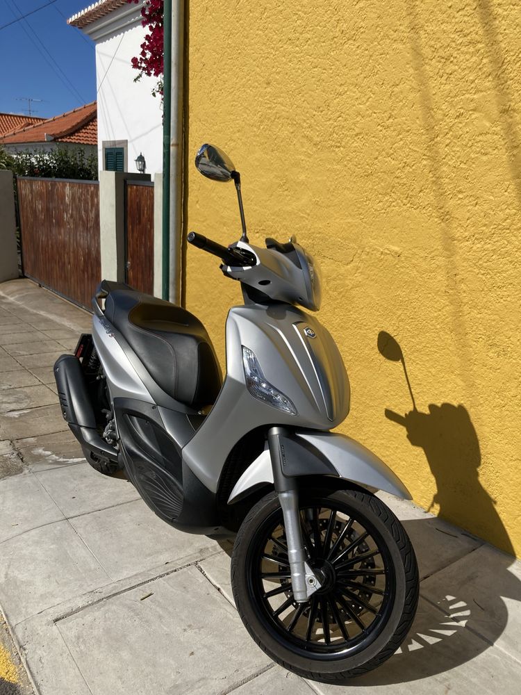 Piaggio Beverly 300