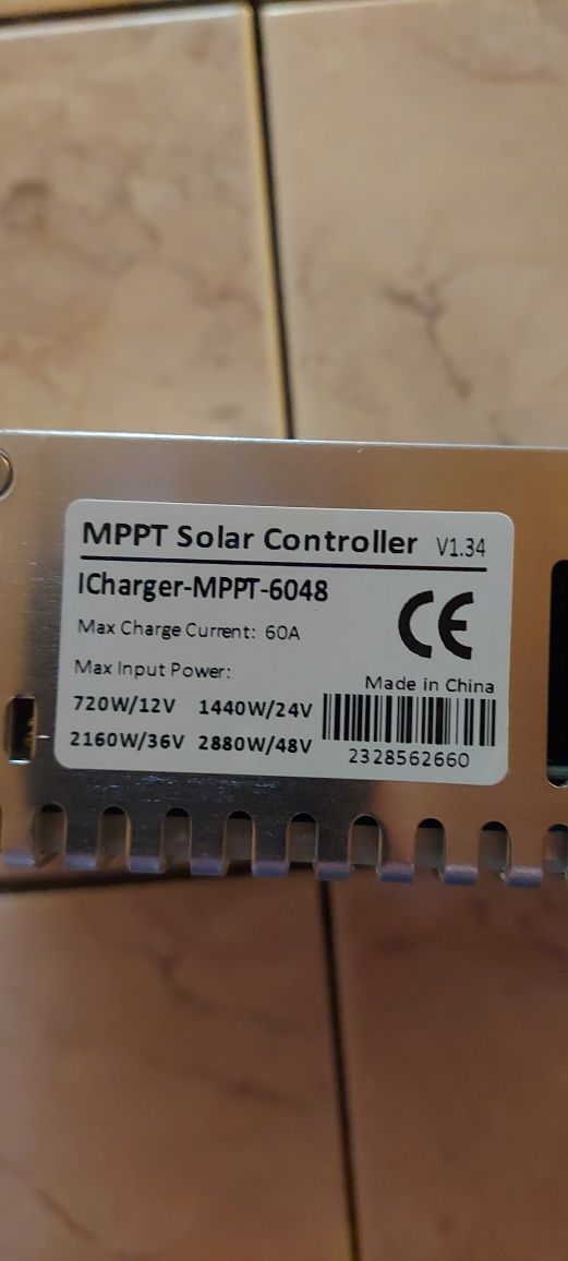 Regulator ładowania solarnego pv Easun MPPT-60A