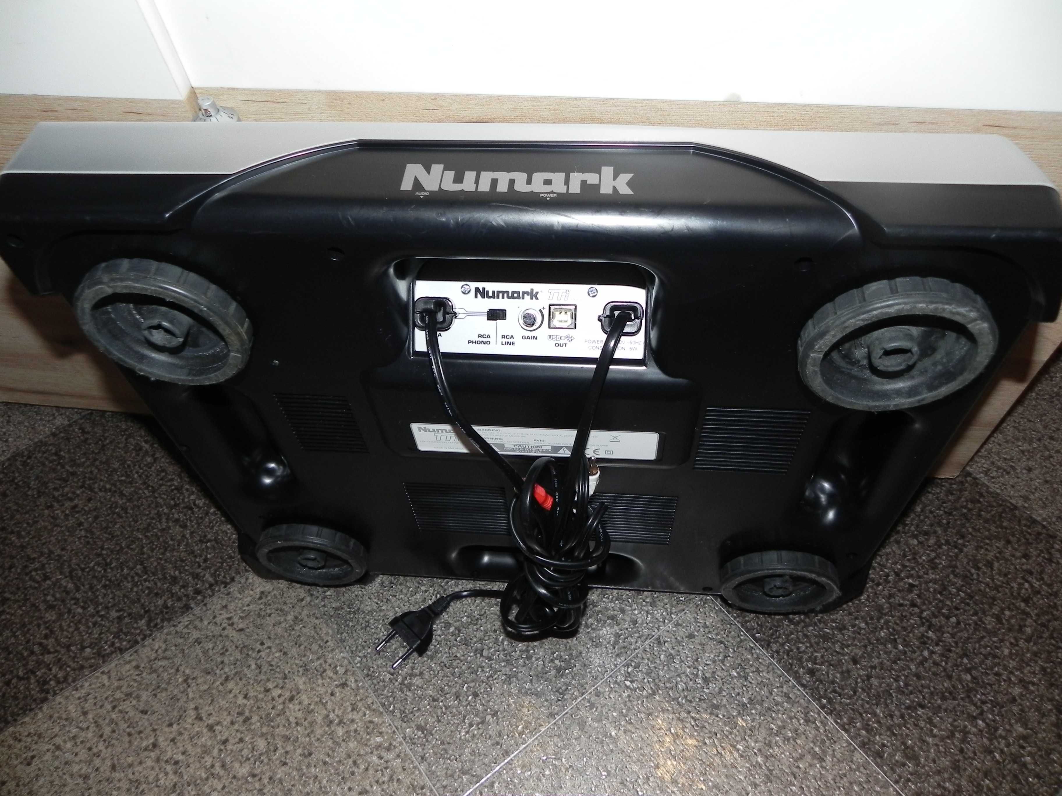 Gramofon Numark TT USB