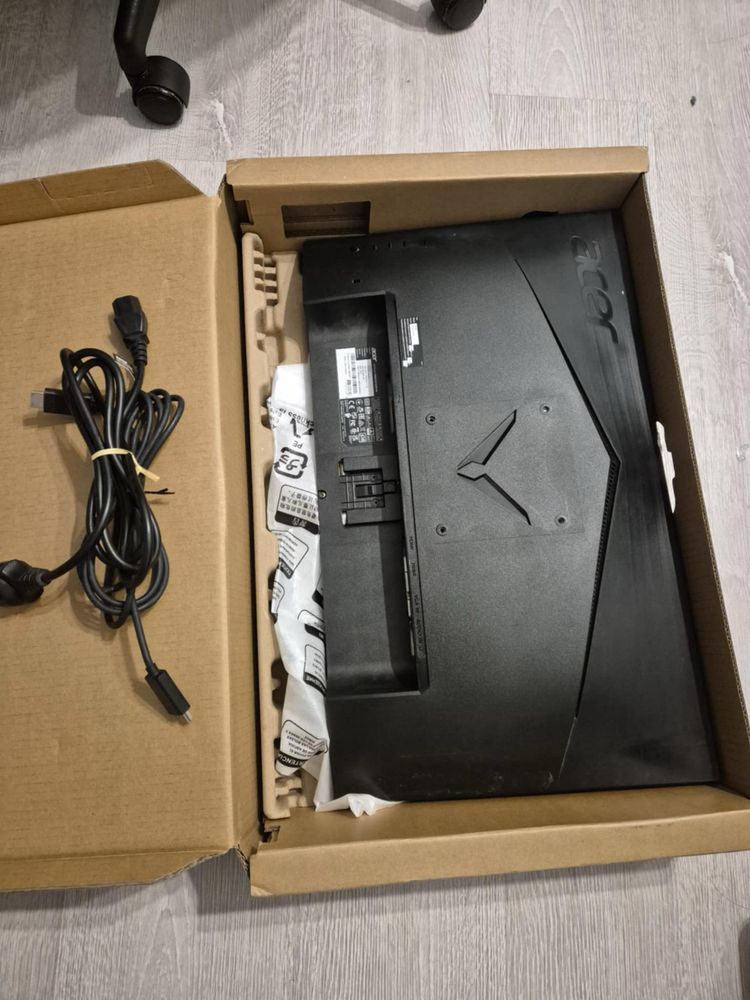 Monitor Acer 24 cale