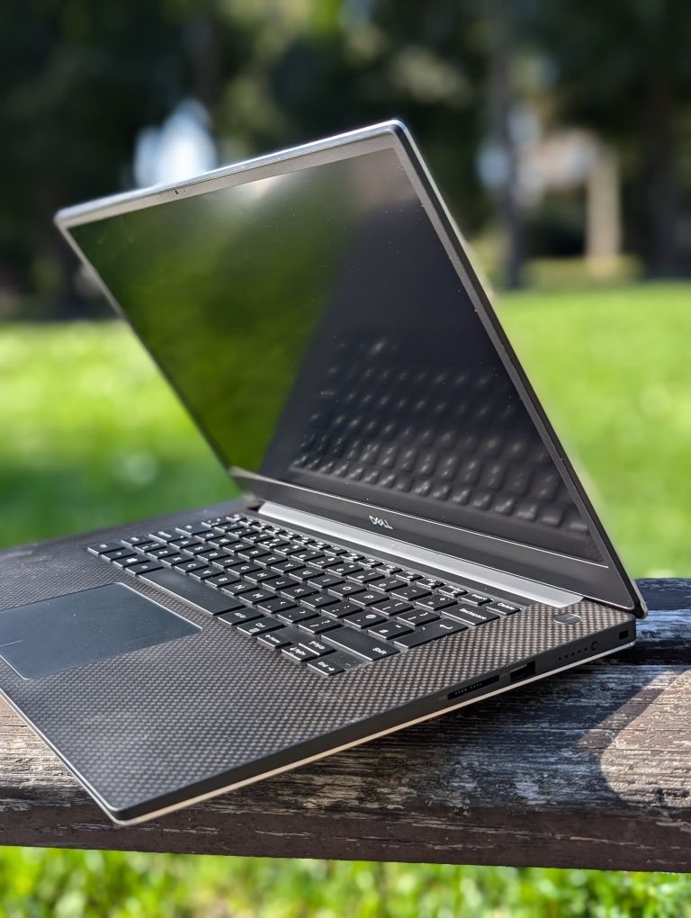 T2000 (4GB)/Ноутбук Dell Precision 5540/i7-9850H/16/512/15.6"/FHD/IPS