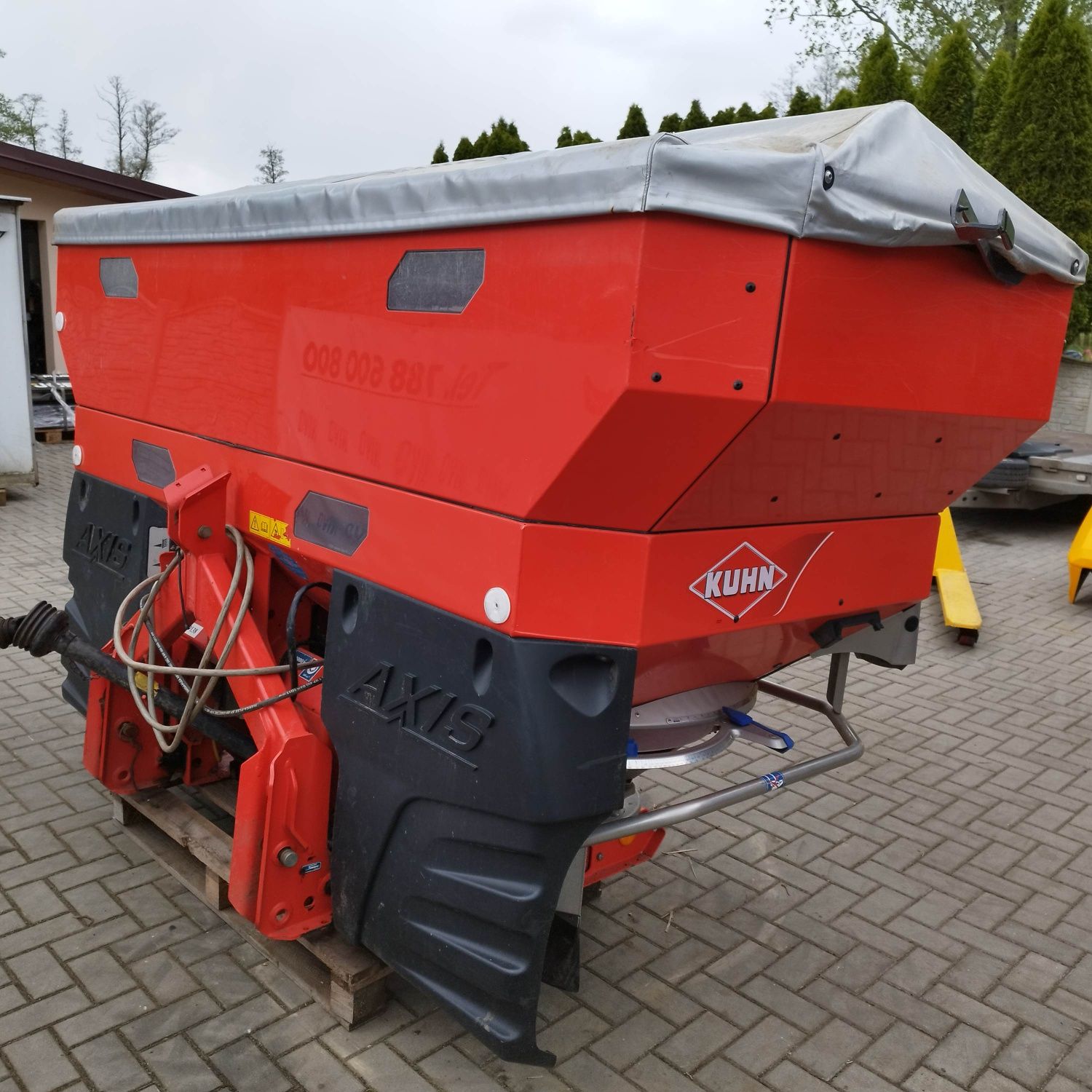 Rozsiewacz Kuhn Rauch Axis 40.1 W 2012r waga komputer limiter amazone