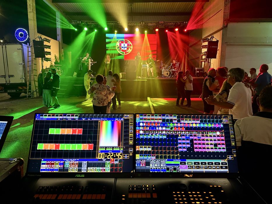 Soluções Audiovisuais Som Luz Ledwall Efeitos