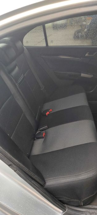 Geely Emgrand 7 5000$ торг у капота