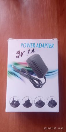 Adapter power 9 v 1 a