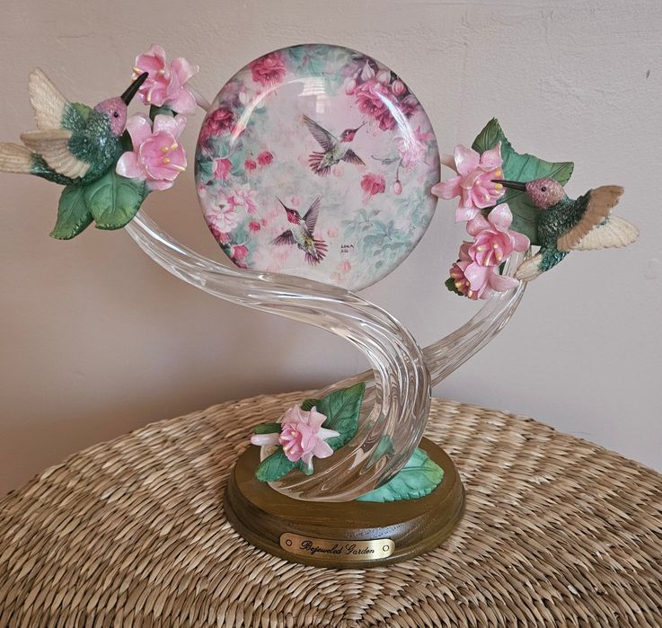 Figurka projekt Leny Liu "Bejeweled Garden"